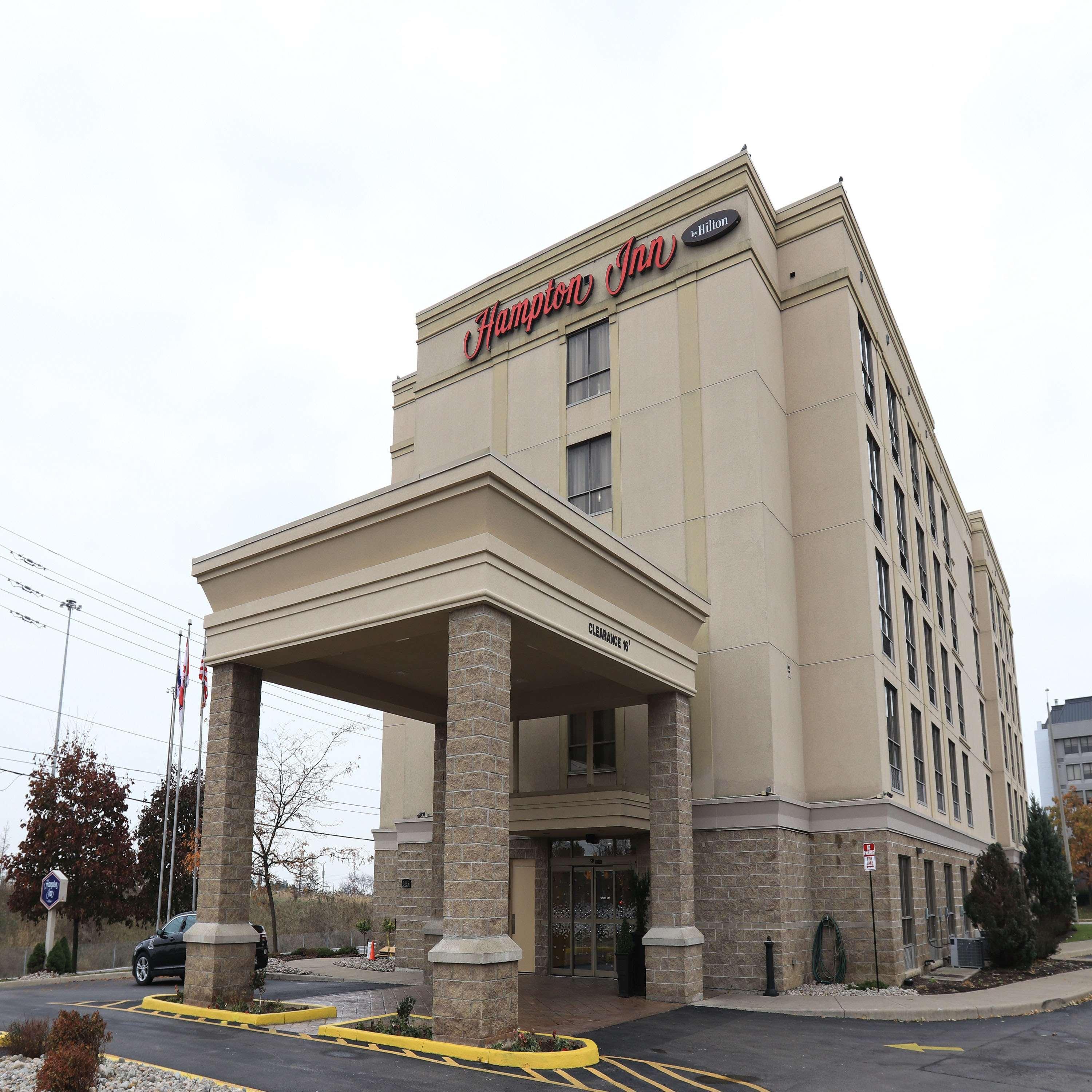 Hampton Inn Toronto-Mississauga West ภายนอก รูปภาพ